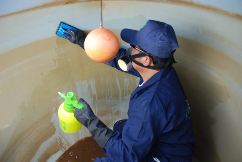 Water Tank Cleaning & Pipeline Disinfection Services